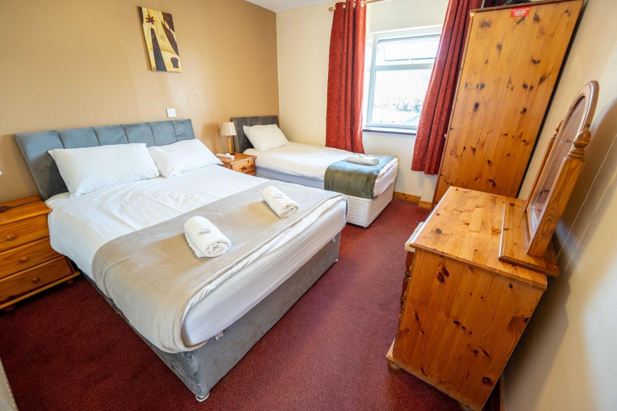 Aras Ghleann Cholm Cille Hotell Glencolumbkille Eksteriør bilde