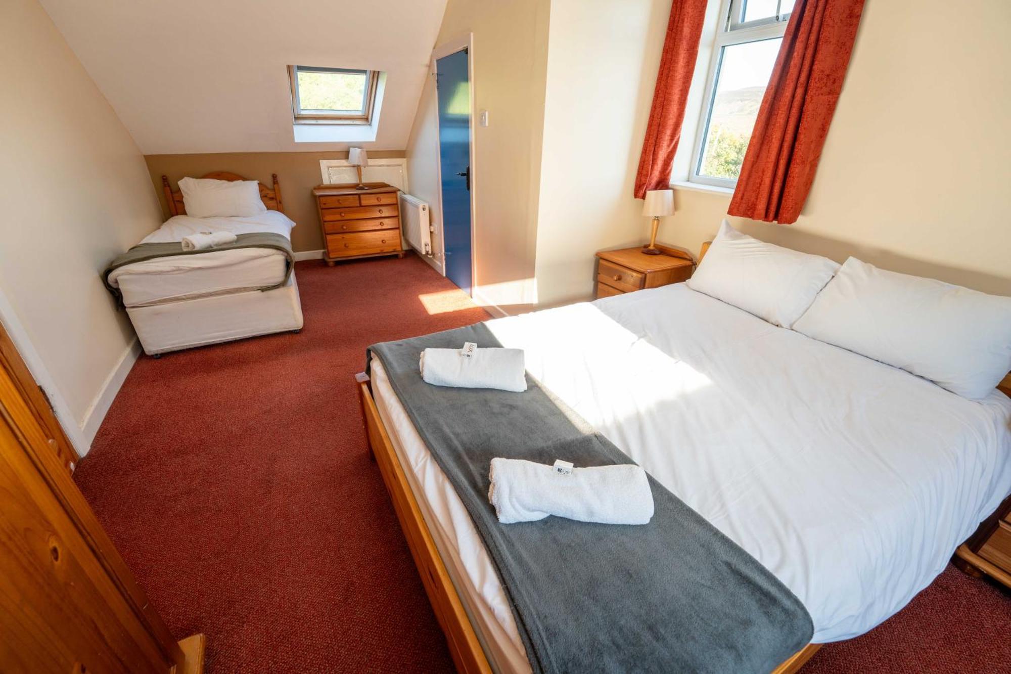 Aras Ghleann Cholm Cille Hotell Glencolumbkille Eksteriør bilde